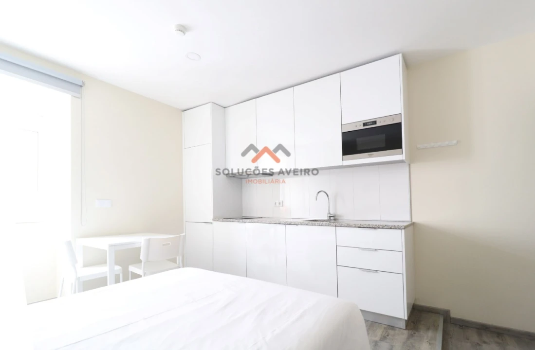 Prédio para Venda em Glória e Vera Cruz Foto 89