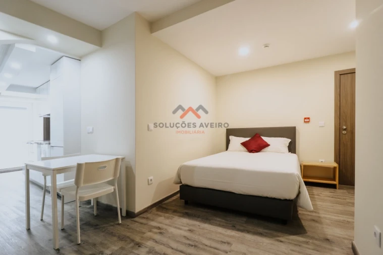 Prédio para Venda em Glória e Vera Cruz Foto 4