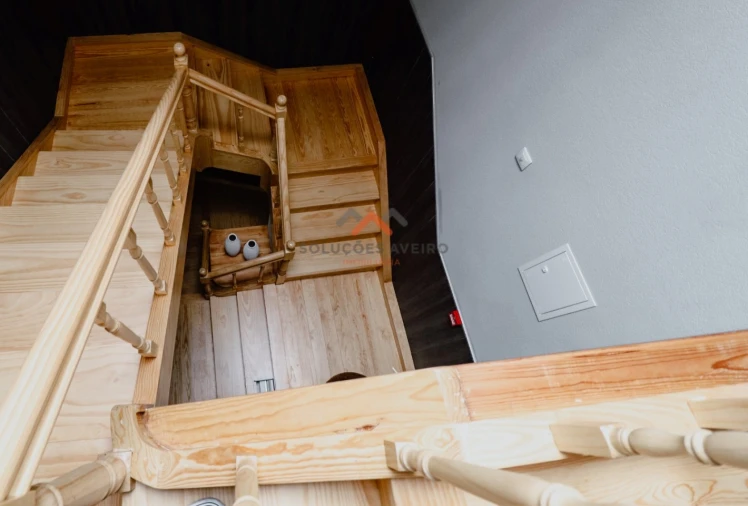 Prédio para Venda em Glória e Vera Cruz Foto 12