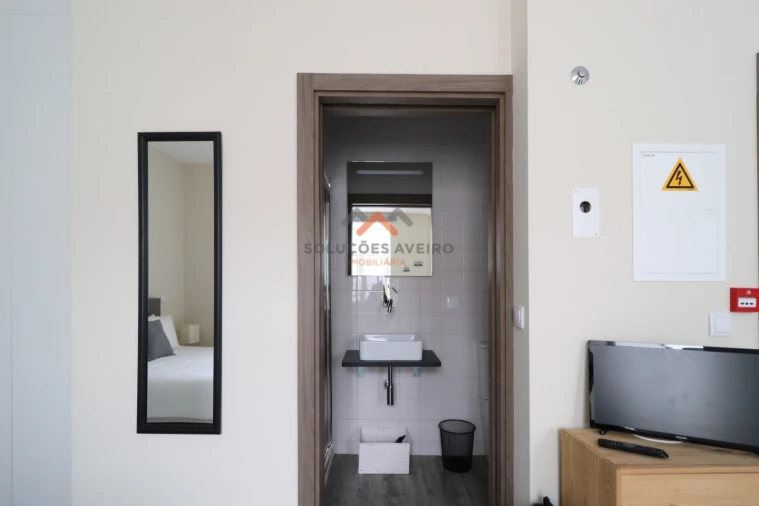 Prédio para Venda em Glória e Vera Cruz Foto 52