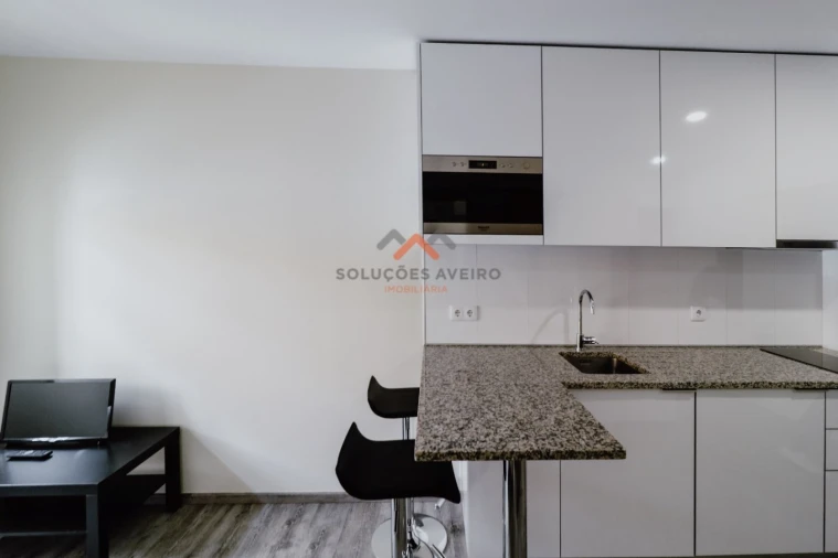 Prédio para Venda em Glória e Vera Cruz Foto 86