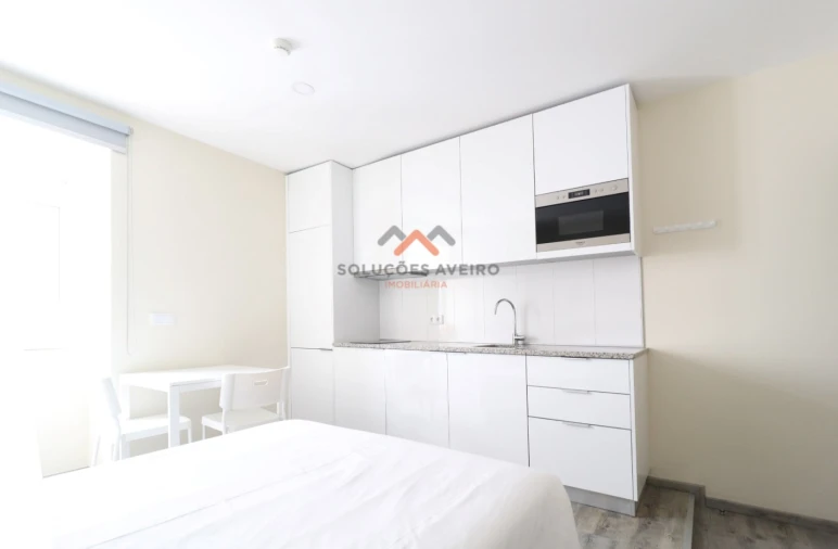 Prédio para Venda em Glória e Vera Cruz Foto 89