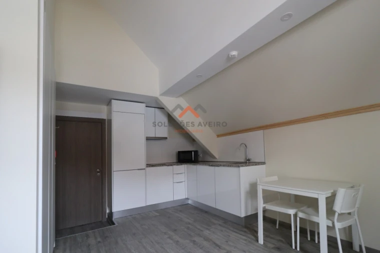 Prédio para Venda em Glória e Vera Cruz Foto 95