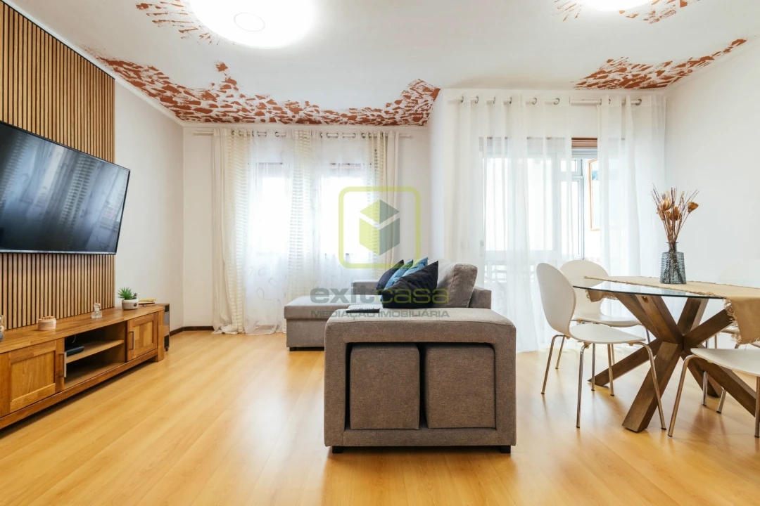 Apartamento T2 para Venda em Buarcos Foto 17