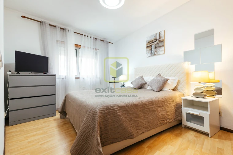 Apartamento T2 para Venda em Buarcos Foto 2