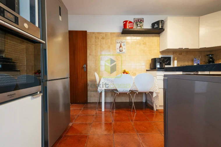 Apartamento T2 para Venda em Buarcos Foto 13