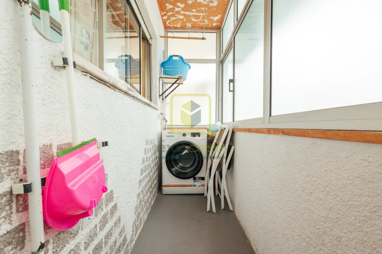 Apartamento T2 para Venda em Buarcos Foto 14