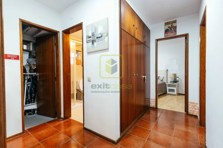 Apartamento T2 para Venda em Buarcos Foto 8