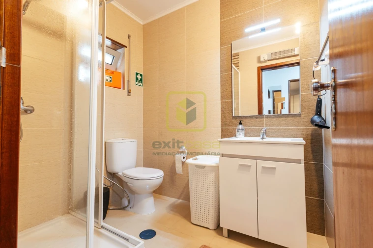 Apartamento T2 para Venda em Buarcos Foto 9