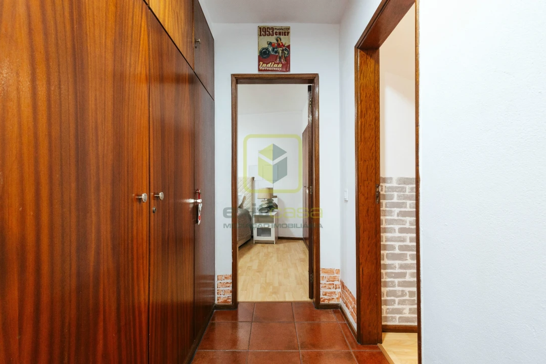 Apartamento T2 para Venda em Buarcos Foto 4
