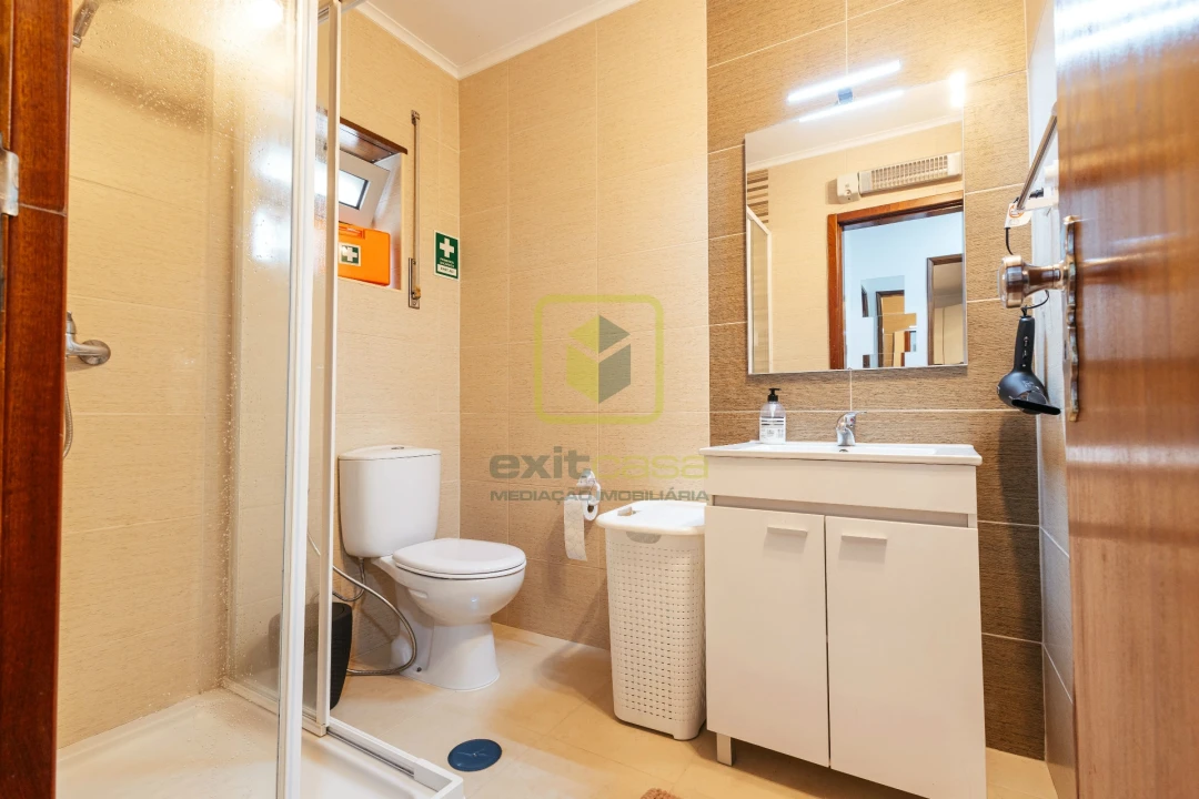 Apartamento T2 para Venda em Buarcos Foto 9