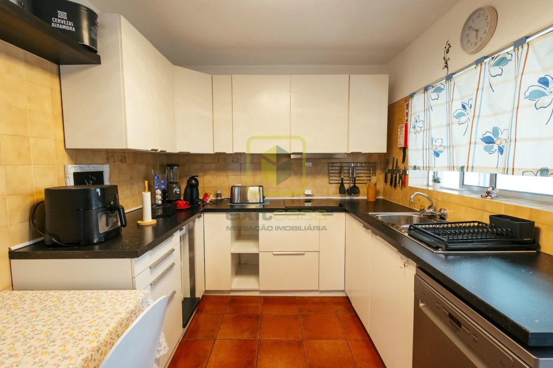 Apartamento T2 para Venda em Buarcos Foto 12