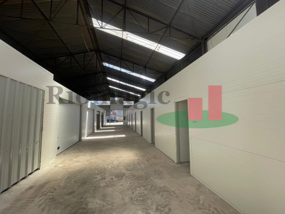 Armazém para Arrendamento em Rio Maior Foto 2