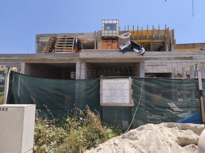 Moradia T4 para Venda em Esmoriz Foto 3