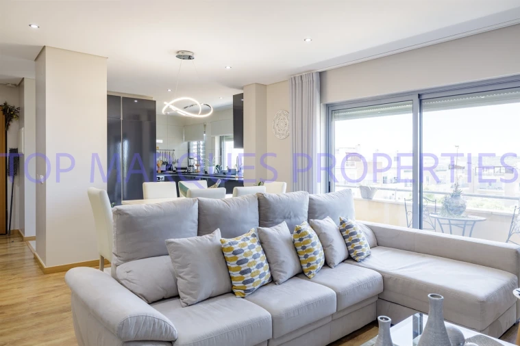 Apartamento T3 para Venda em Olhão Foto 4