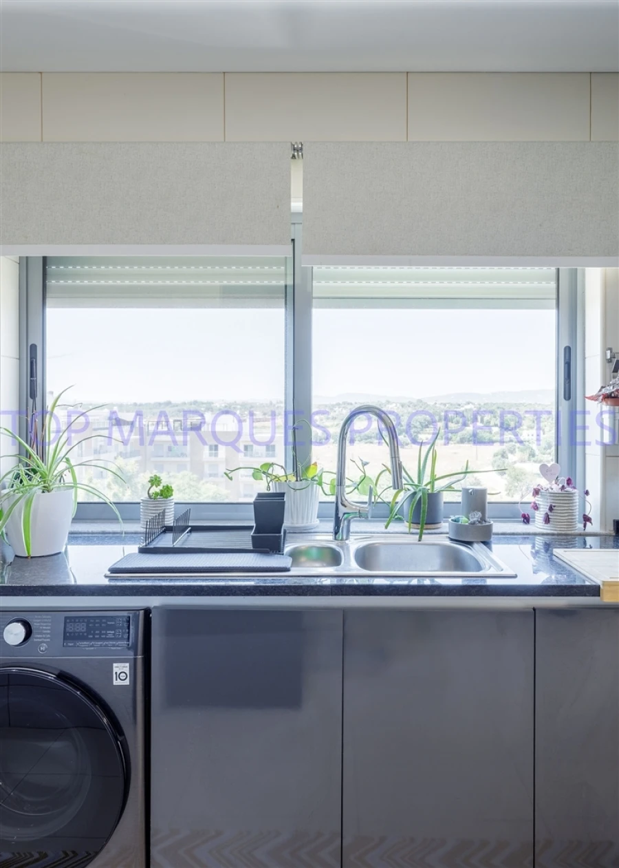 Apartamento T3 para Venda em Olhão Foto 6