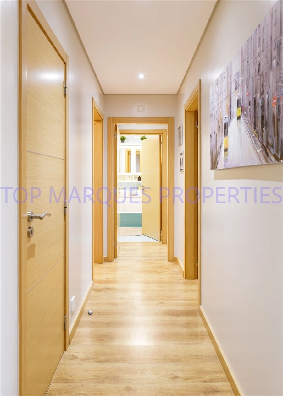 Apartamento T3 para Venda em Olhão Foto 12