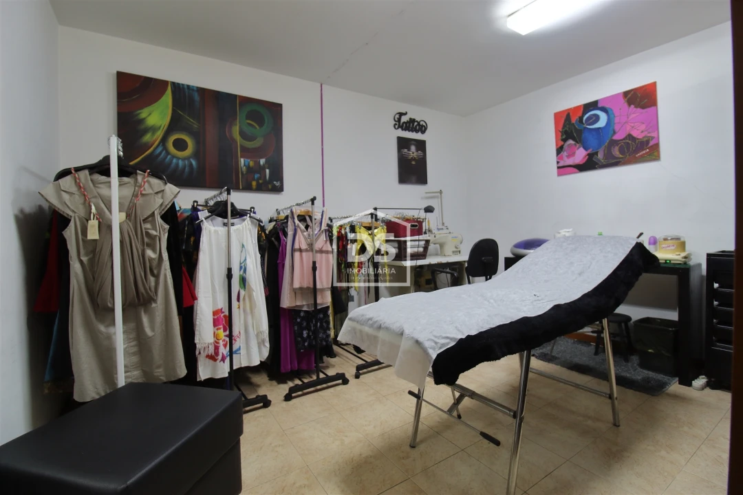 Loja para Venda em Figueiro Foto 6