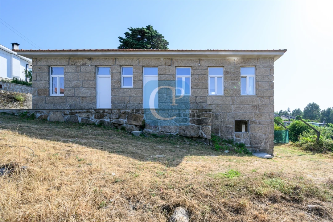 Moradia T5 para Venda em Soalhães Foto 4