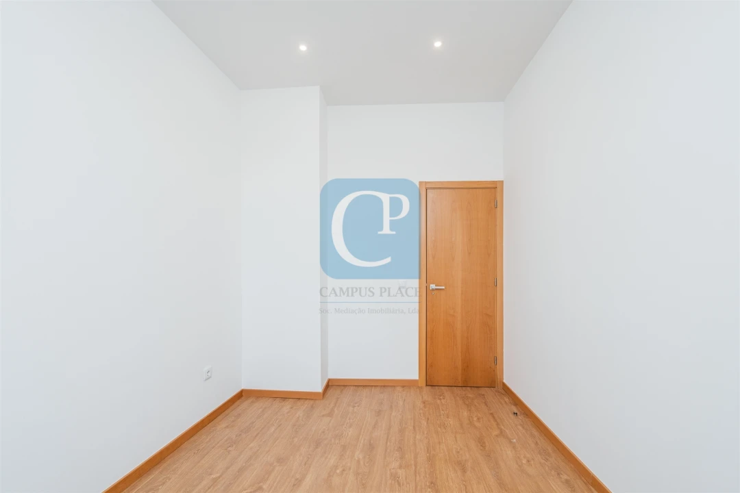 Moradia T5 para Venda em Soalhães Foto 25