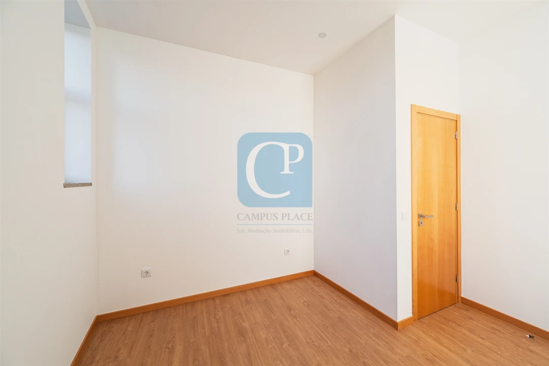 Moradia T5 para Venda em Soalhães Foto 20