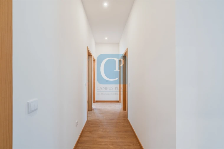 Moradia T5 para Venda em Soalhães Foto 26