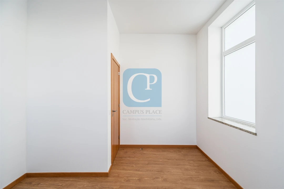 Moradia T5 para Venda em Soalhães Foto 21