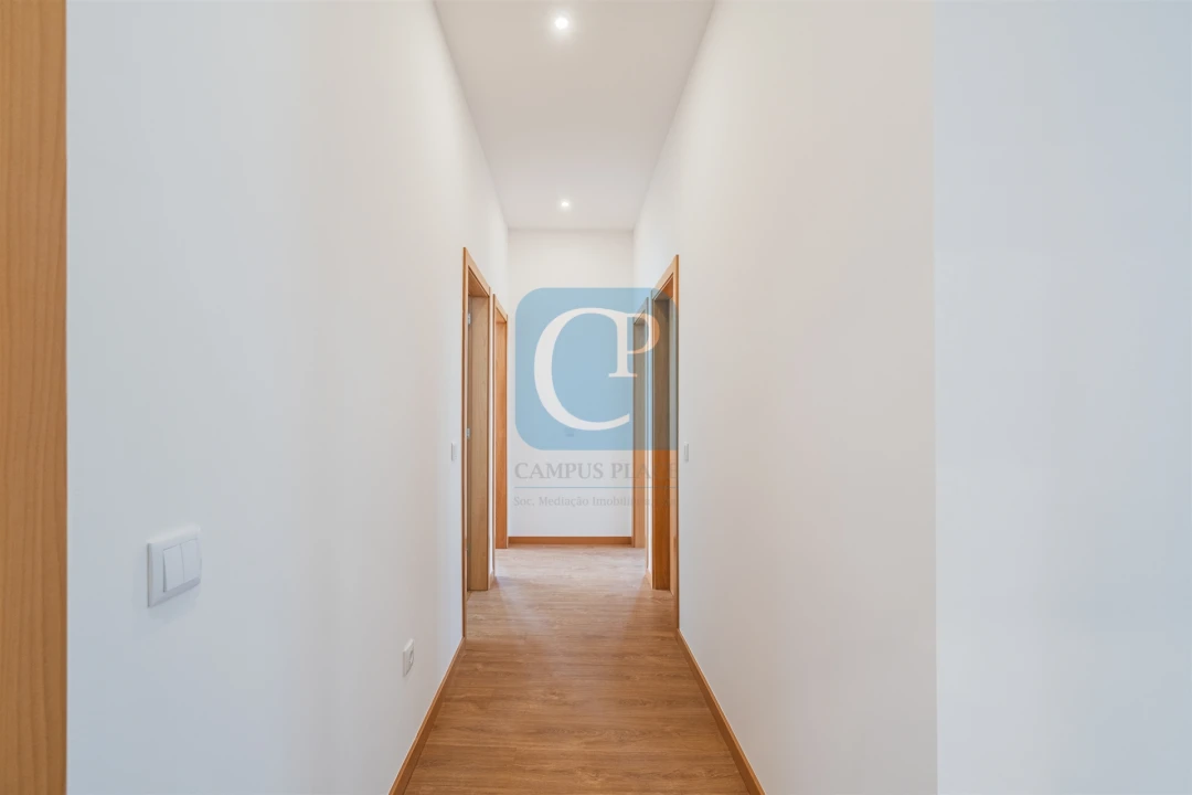 Moradia T5 para Venda em Soalhães Foto 26