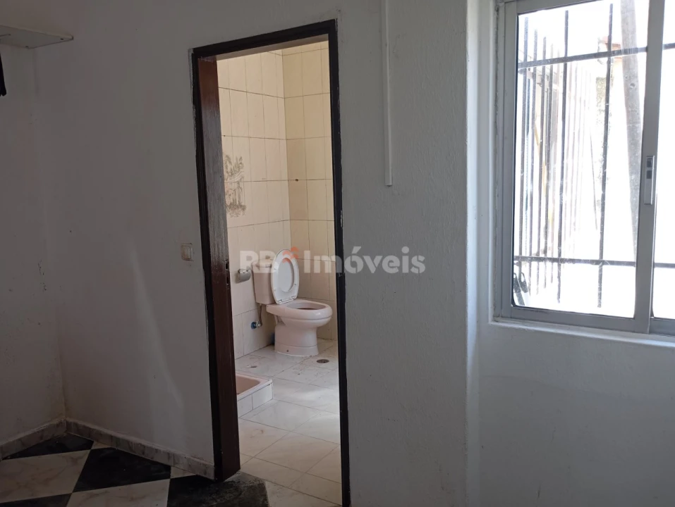 Moradia T2 para Venda em São João Baptista Foto 13