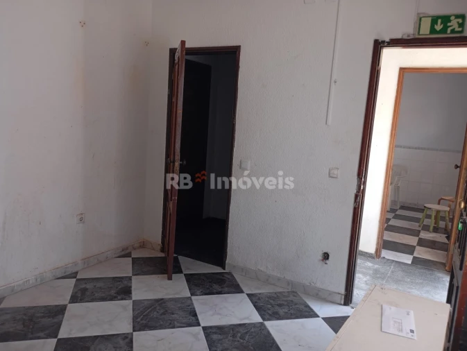 Moradia T2 para Venda em São João Baptista Foto 6