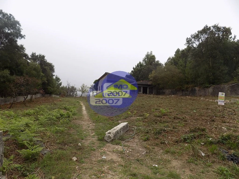 Terreno para Venda em Lourosa Foto 4