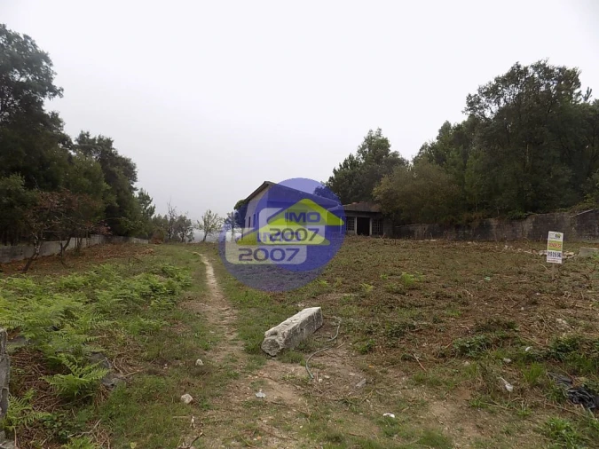 Terreno para Venda em Lourosa Foto 4