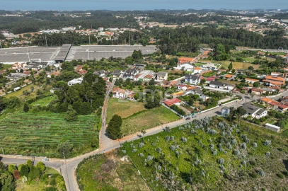 Terreno para Venda em Grijó e Sermonde