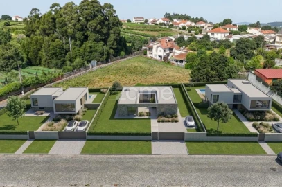 Terreno para Venda em Grijó e Sermonde