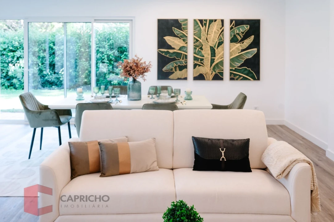 Moradia T4 para Venda em Charneca de Caparica e Sobreda Foto 17