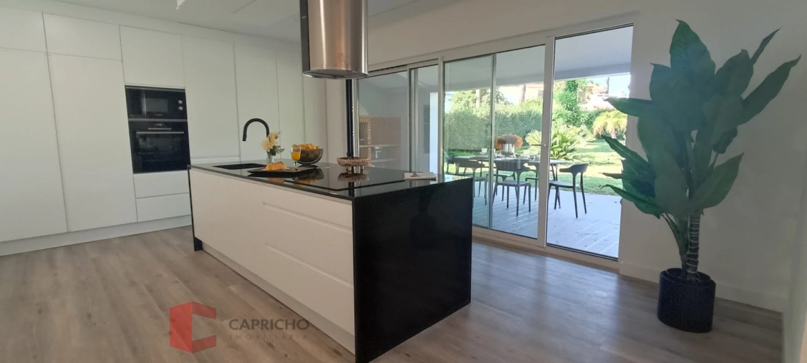 Moradia T4 para Venda em Charneca de Caparica e Sobreda Foto 38