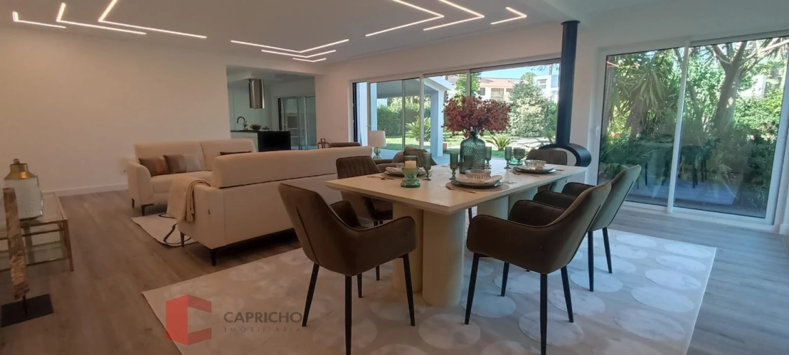 Moradia T4 para Venda em Charneca de Caparica e Sobreda Foto 43