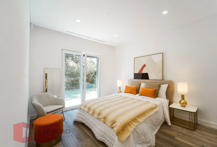 Moradia T4 para Venda em Charneca de Caparica e Sobreda Foto 7