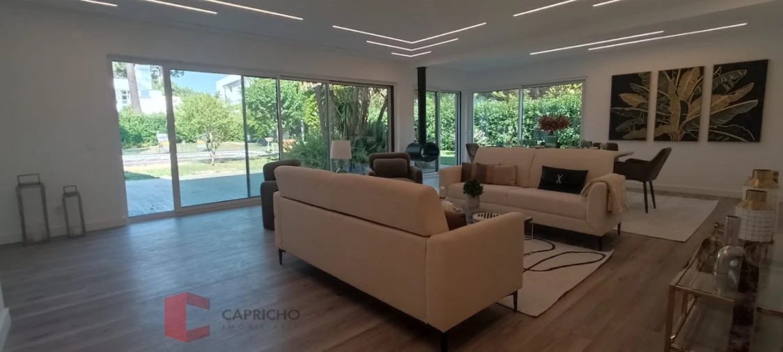 Moradia T4 para Venda em Charneca de Caparica e Sobreda Foto 41