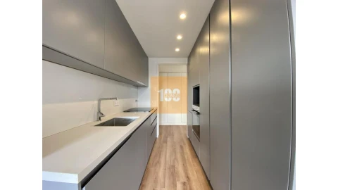 Apartamento T1 para Arrendamento em Bonfim