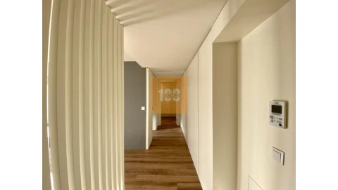 Apartamento T1 para Arrendamento em Bonfim