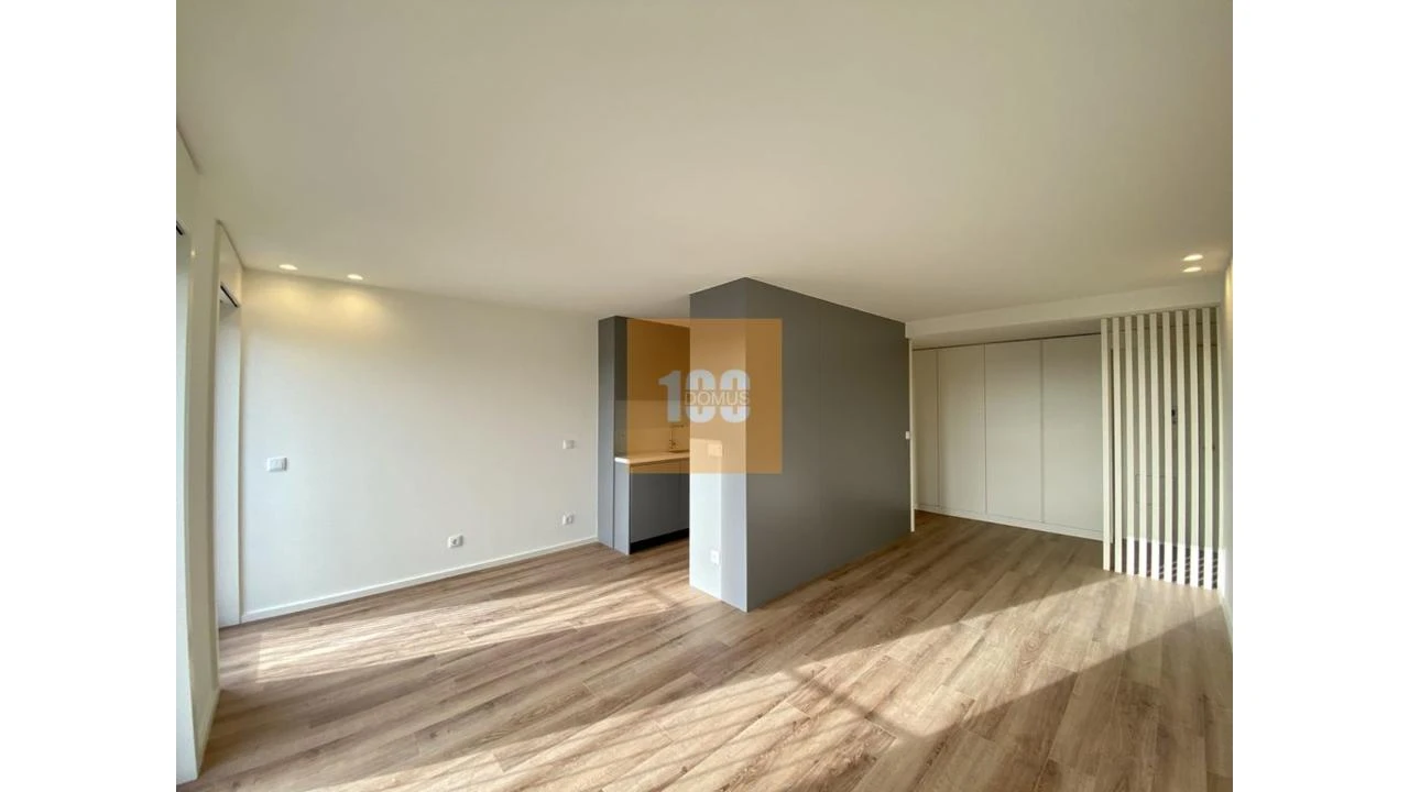 Apartamento T1 para Arrendamento em Bonfim Foto 1