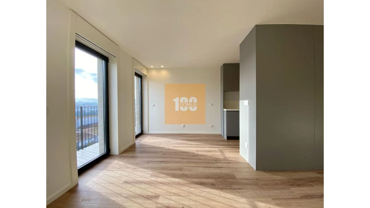 Apartamento T1 para Arrendamento em Bonfim Foto 9