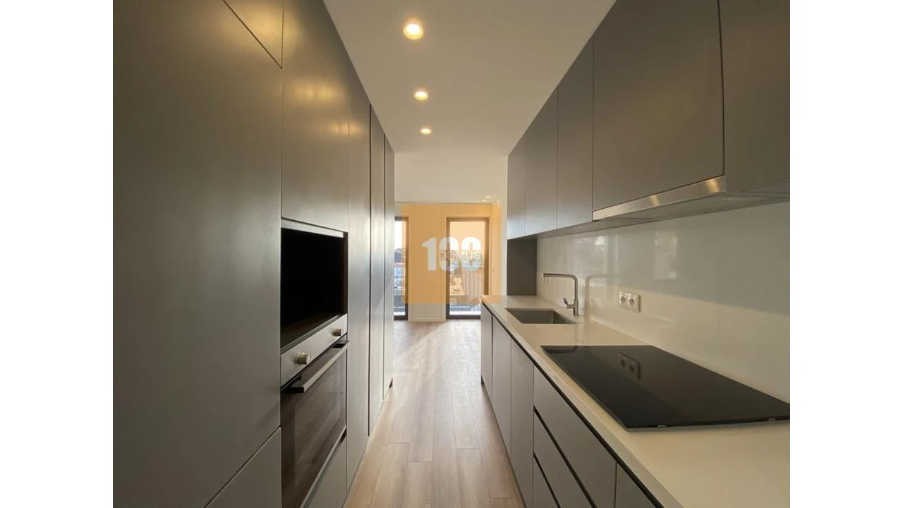 Apartamento T1 para Arrendamento em Bonfim Foto 11