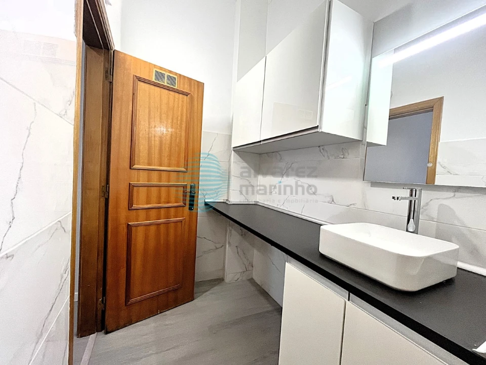 Loja para Venda em Queluz e Belas Foto 12