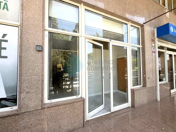 Loja para Venda em Queluz e Belas Foto 2