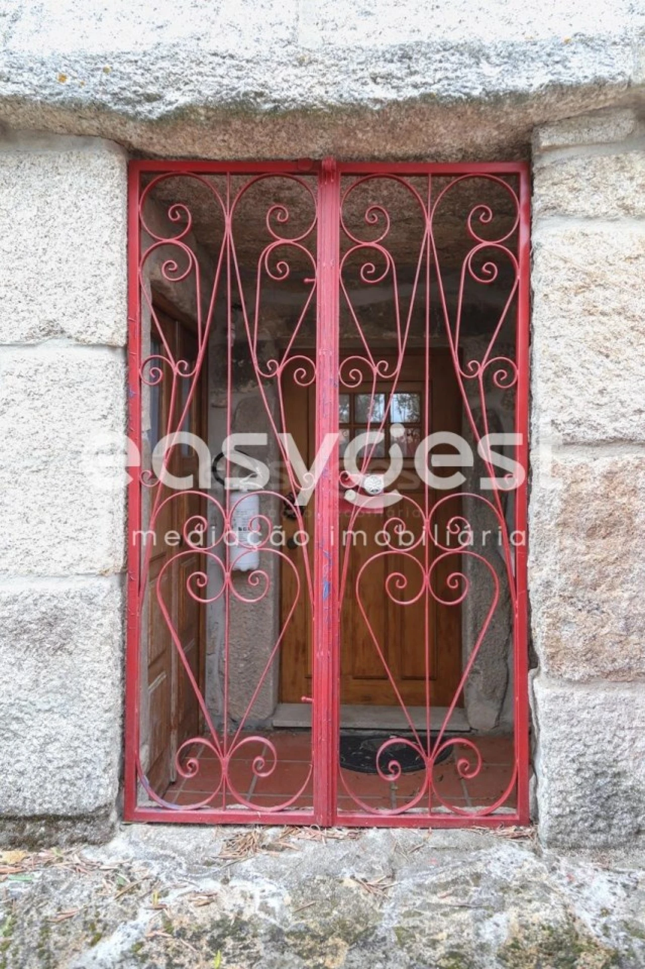 Moradia T2 para Venda em Castelo Bom Foto 36