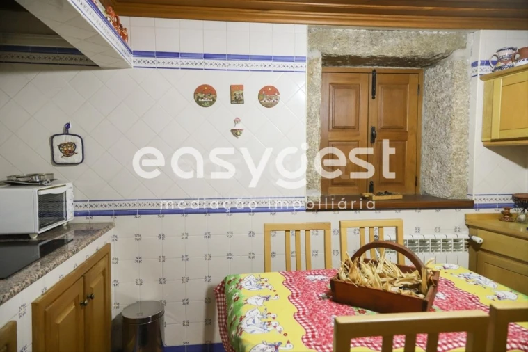 Moradia T2 para Venda em Castelo Bom Foto 5