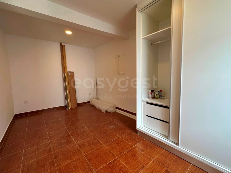 Moradia T4 para Venda em São Martinho de Árvore e Lamarosa Foto 8