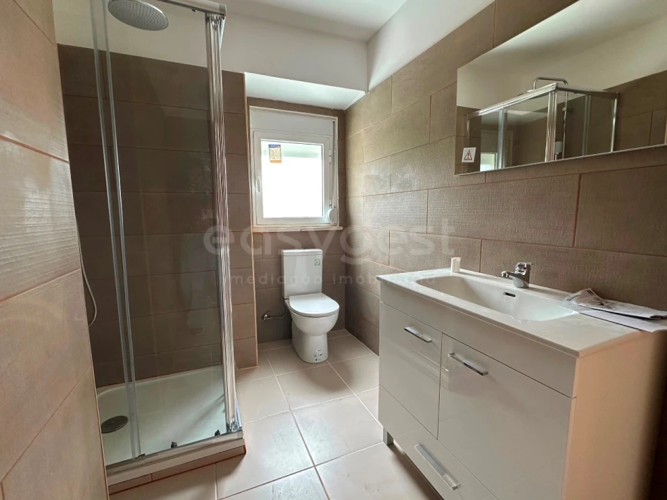 Moradia T4 para Venda em São Martinho de Árvore e Lamarosa Foto 11